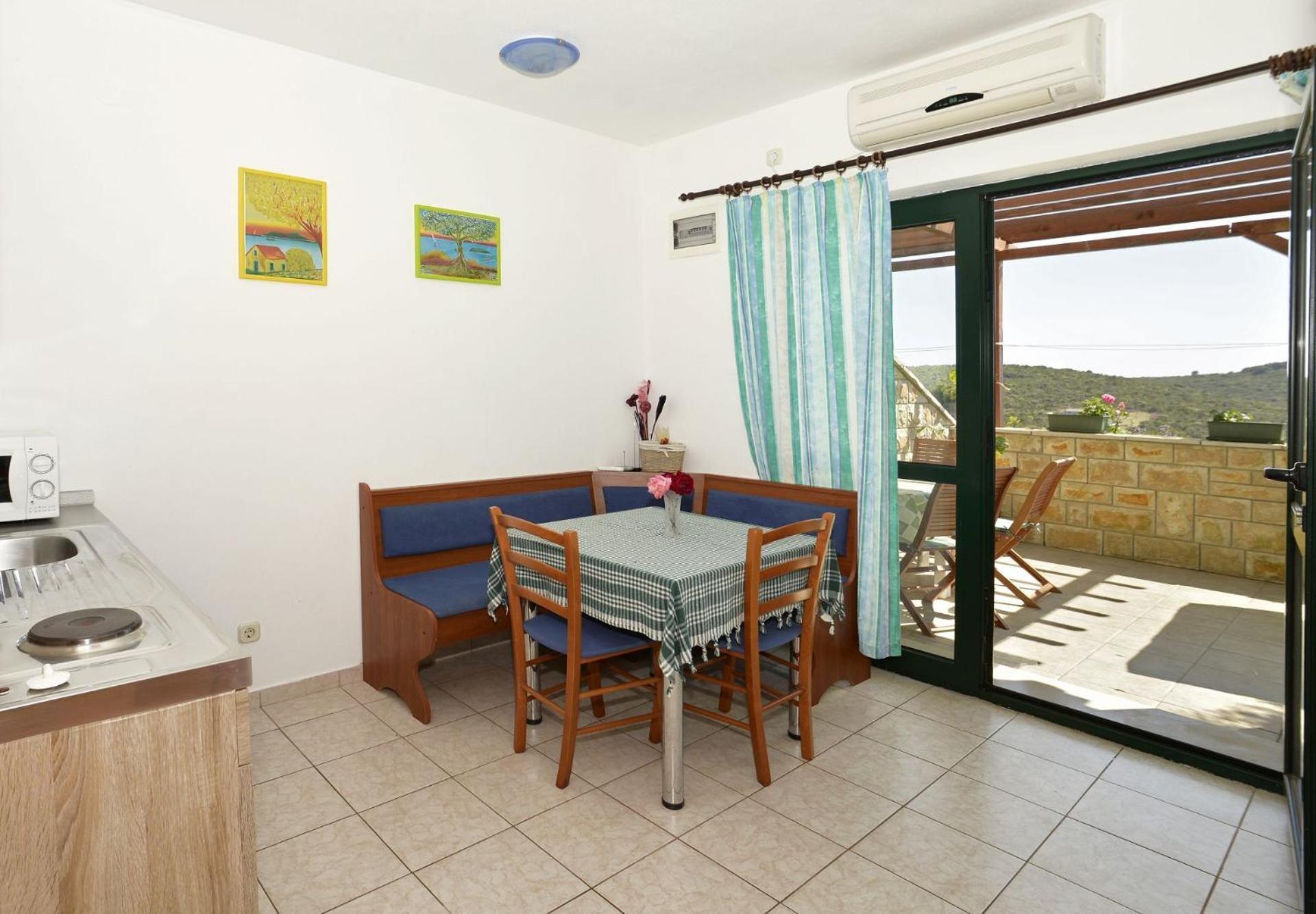 Apartments Toni Maslinica Exterior photo
